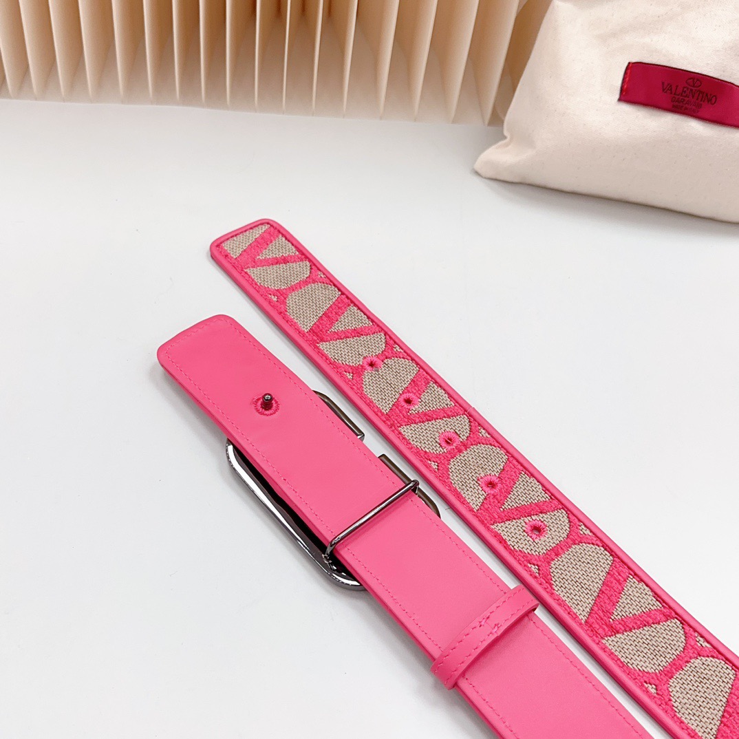 V*alentino Belts Top Quality