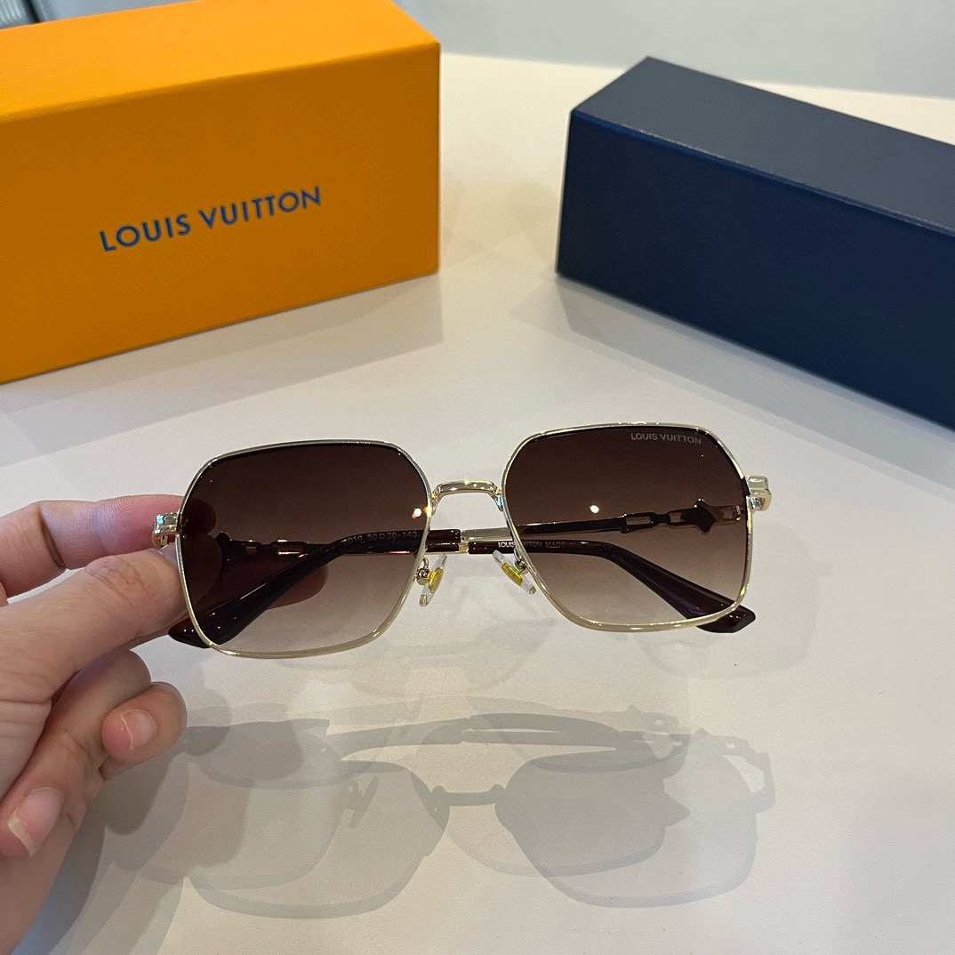 L*ouis V*uitton Glasses