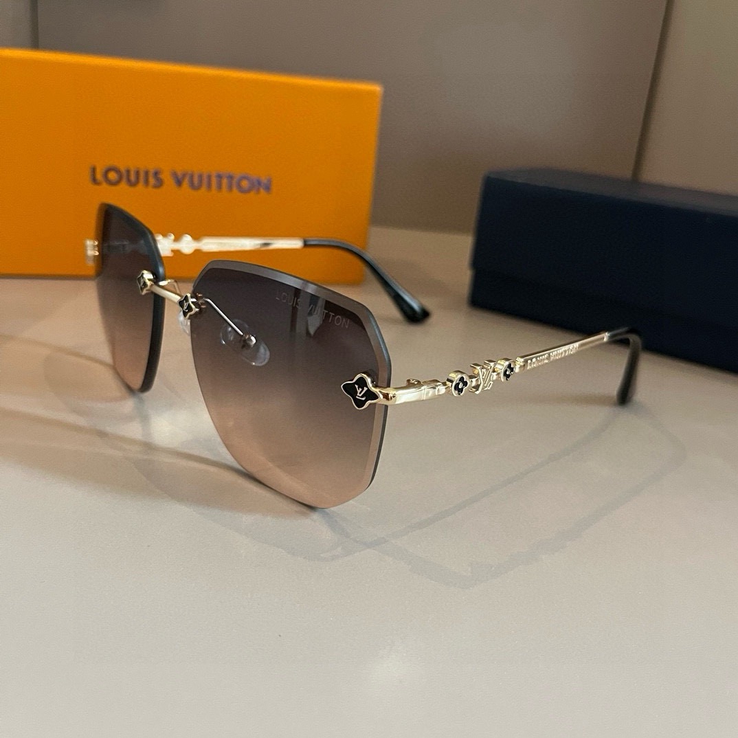 L*ouis V*uitton Glasses