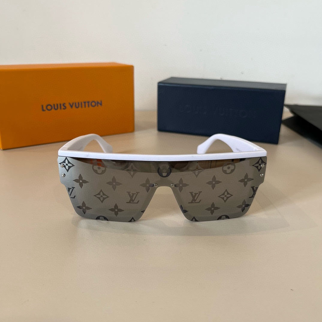 L*ouis V*uitton Glasses