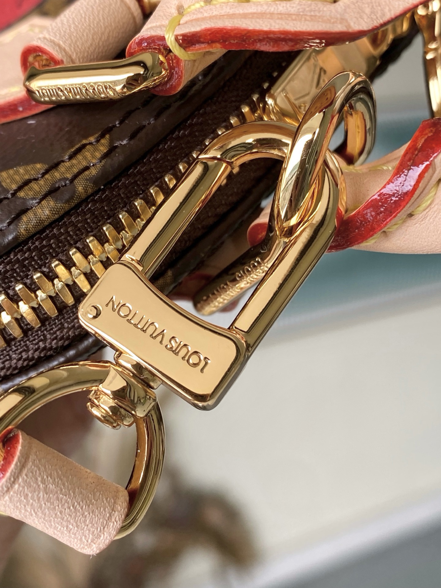 L*ouis V*uitton Top Bag