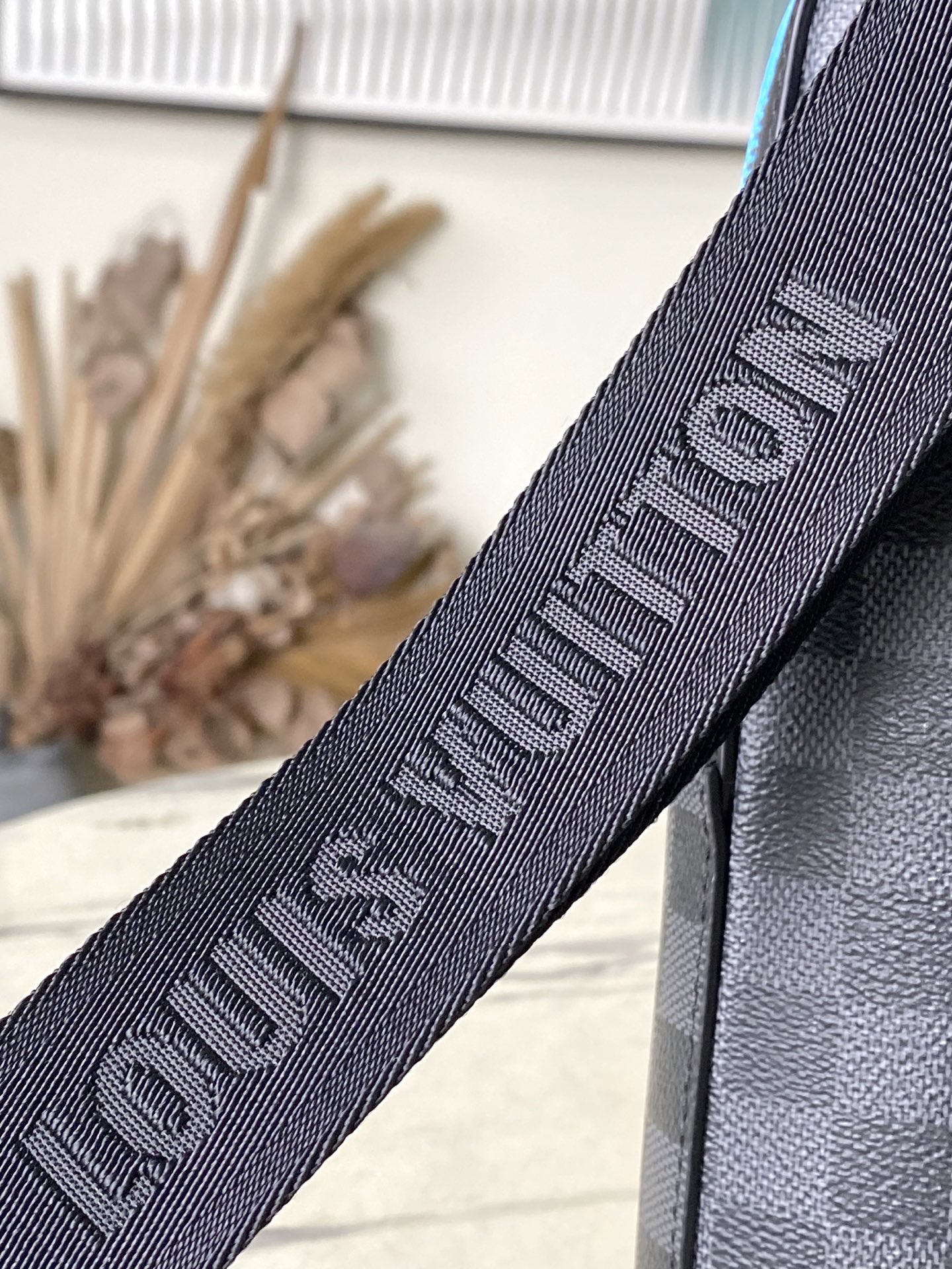 L*ouis V*uitton Top Bag