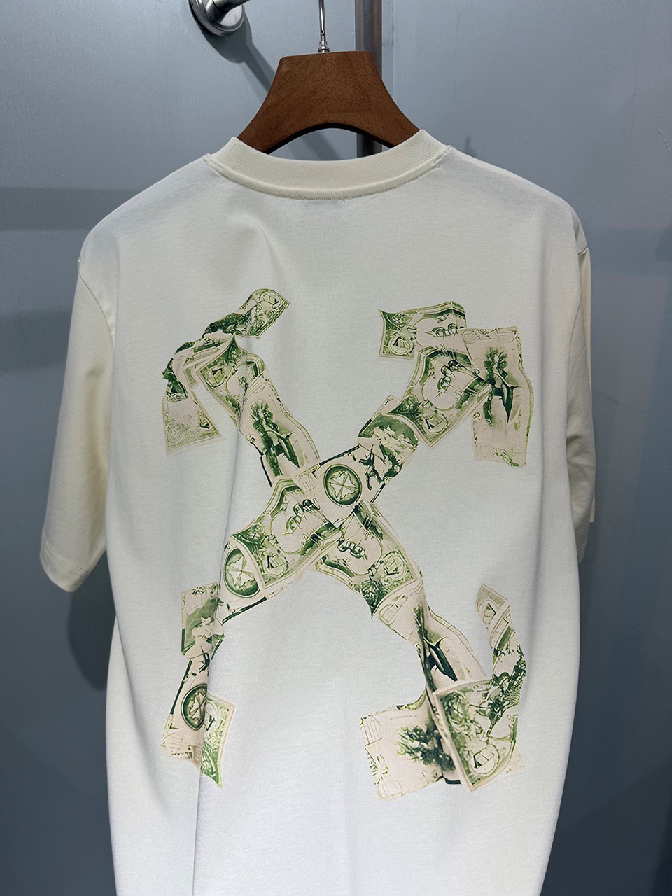 Men Women T-shirt Top Quality