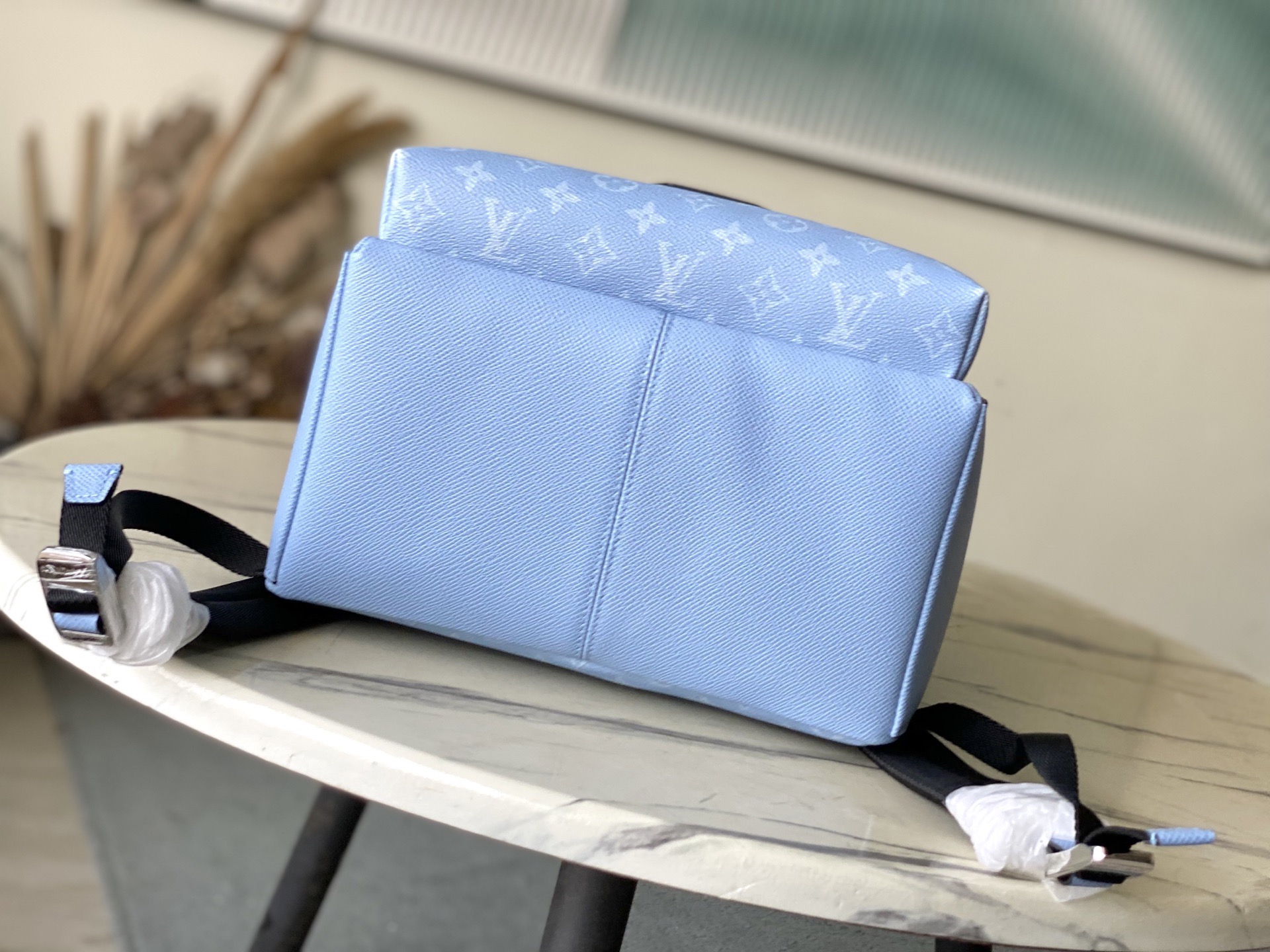 L*ouis V*uitton Top Bag