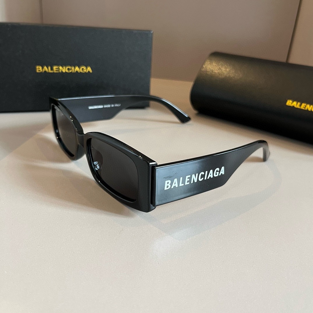 Top Quality B*alenciaga Glasses
