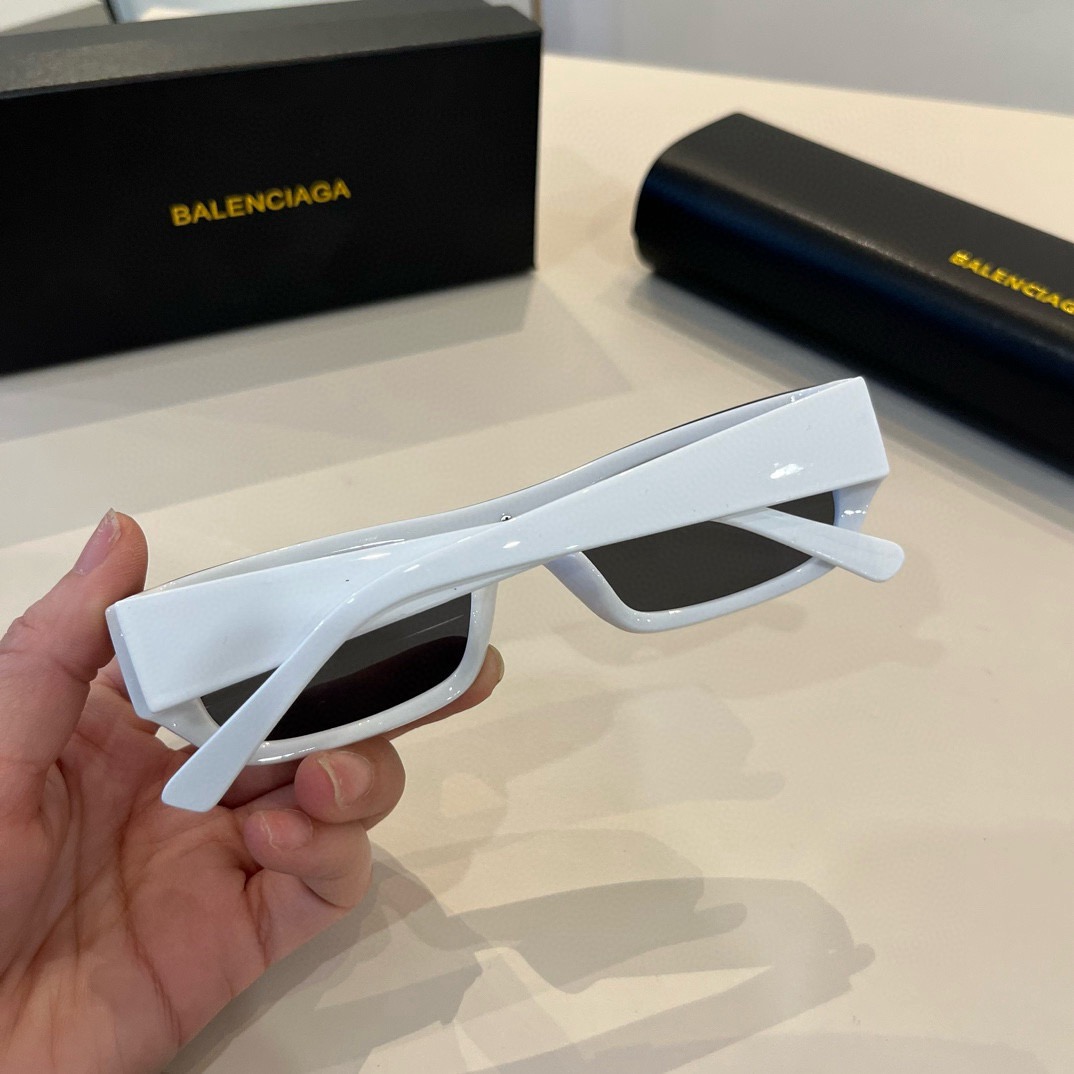 Top Quality B*alenciaga Glasses