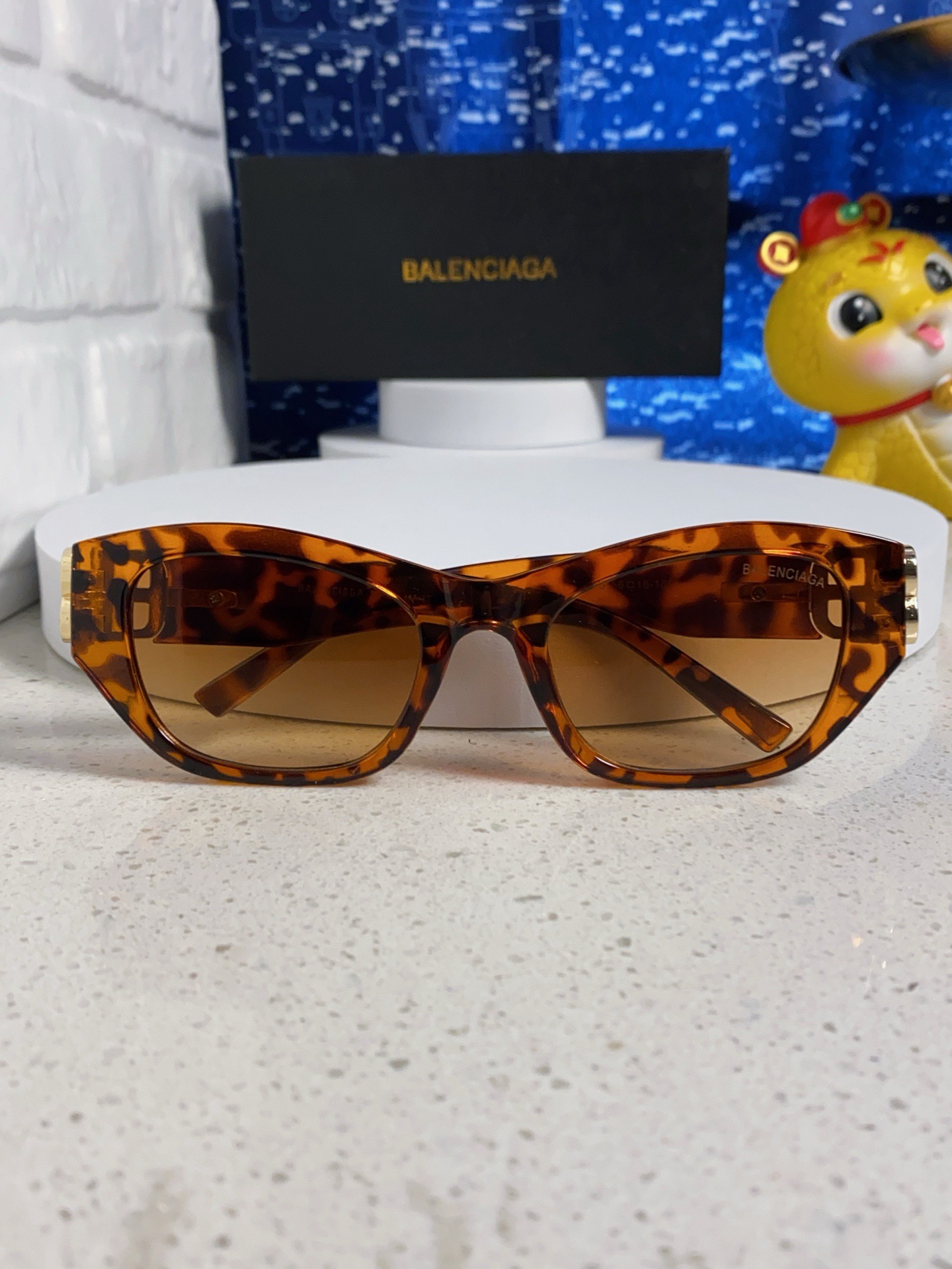 Top Quality B*alenciaga Glasses