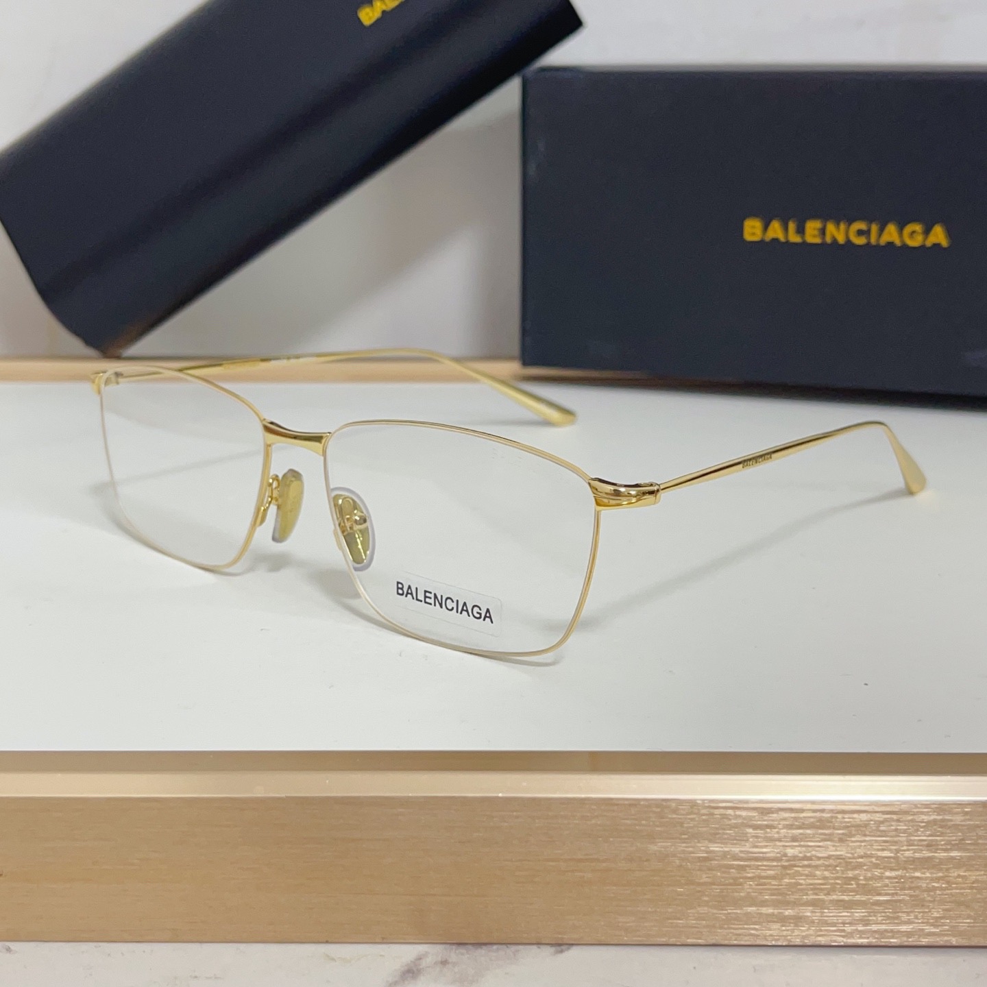 Top Quality B*alenciaga Glasses