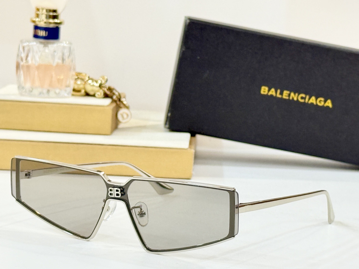 Top Quality B*alenciaga Glasses