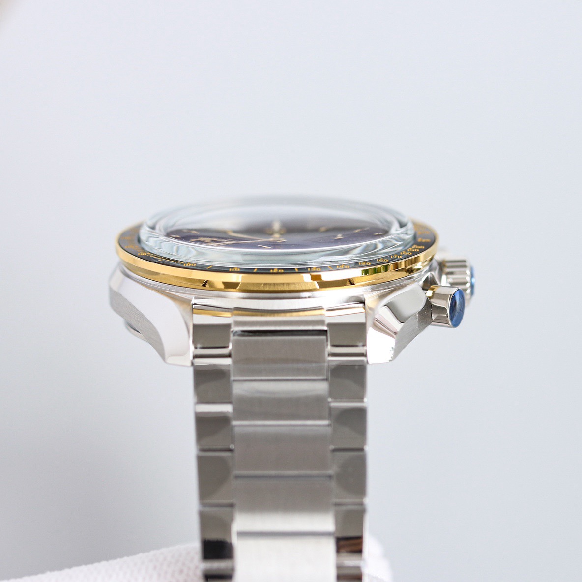 Top Quality 0*mega Watches