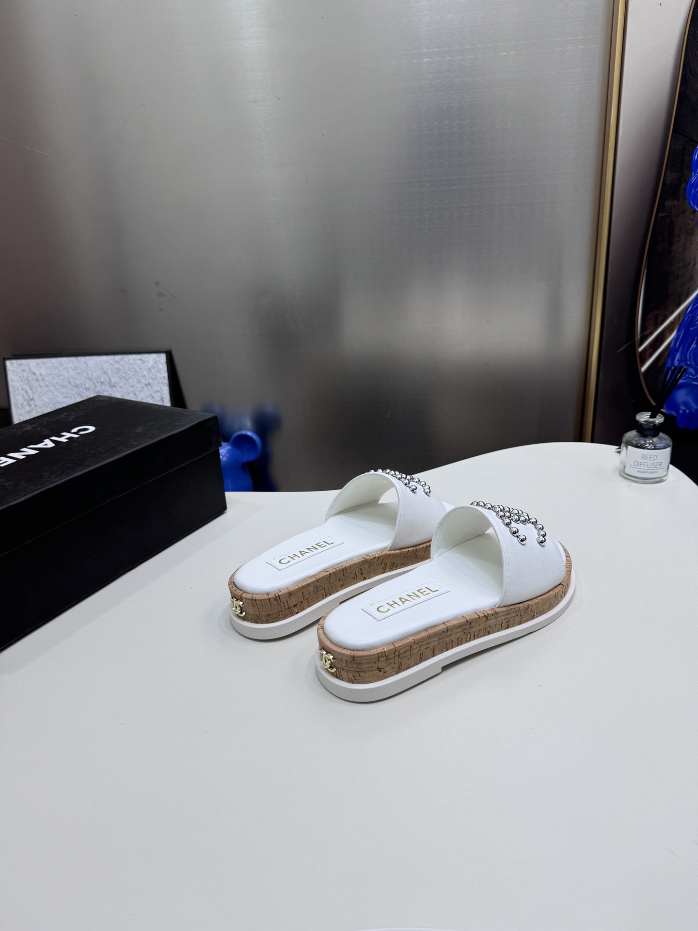 Women Top Quality C*hanel shoes