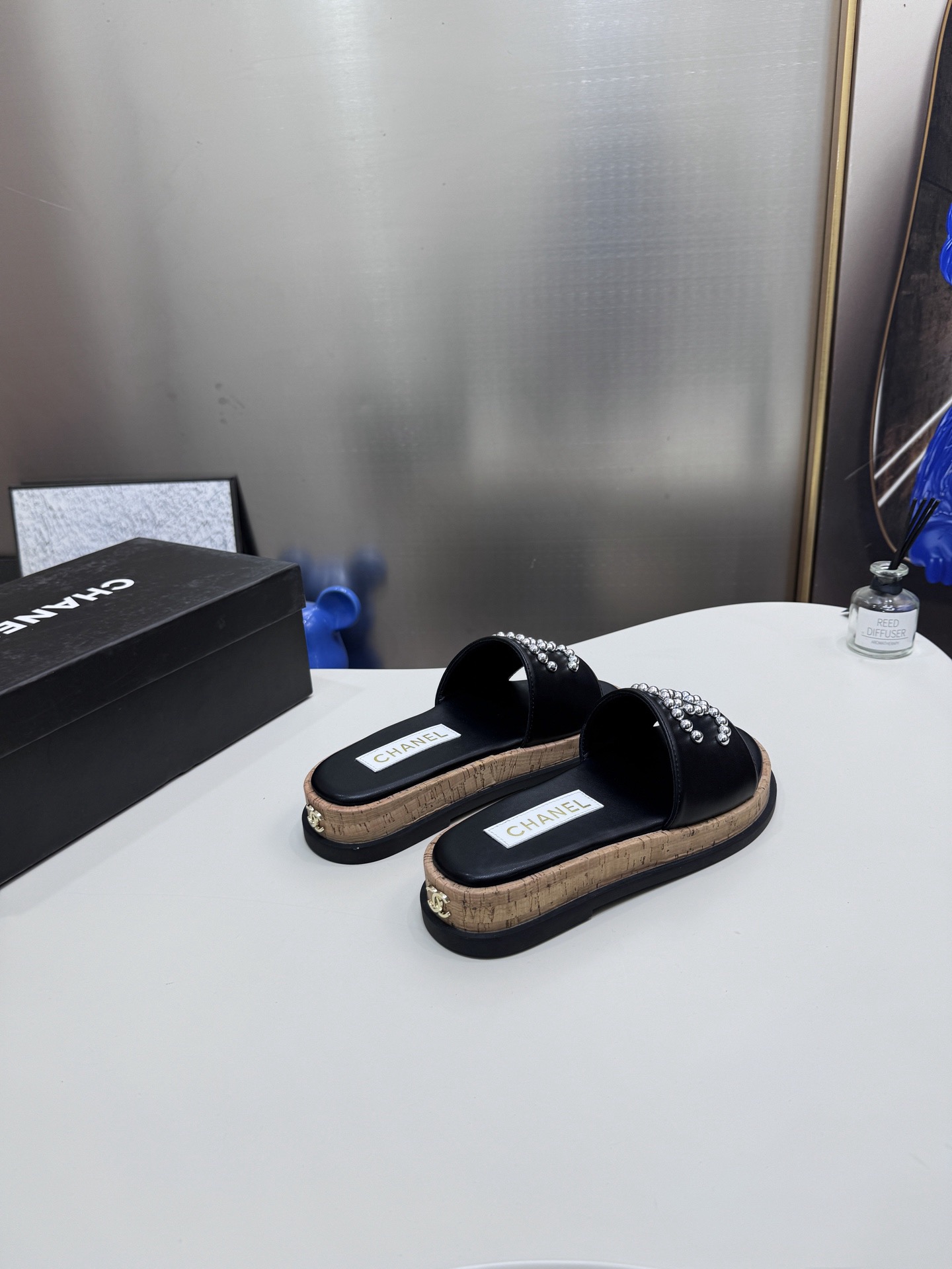 Women Top Quality C*hanel shoes