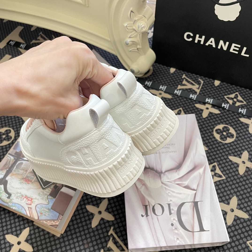 Women Top Quality C*hanel shoes