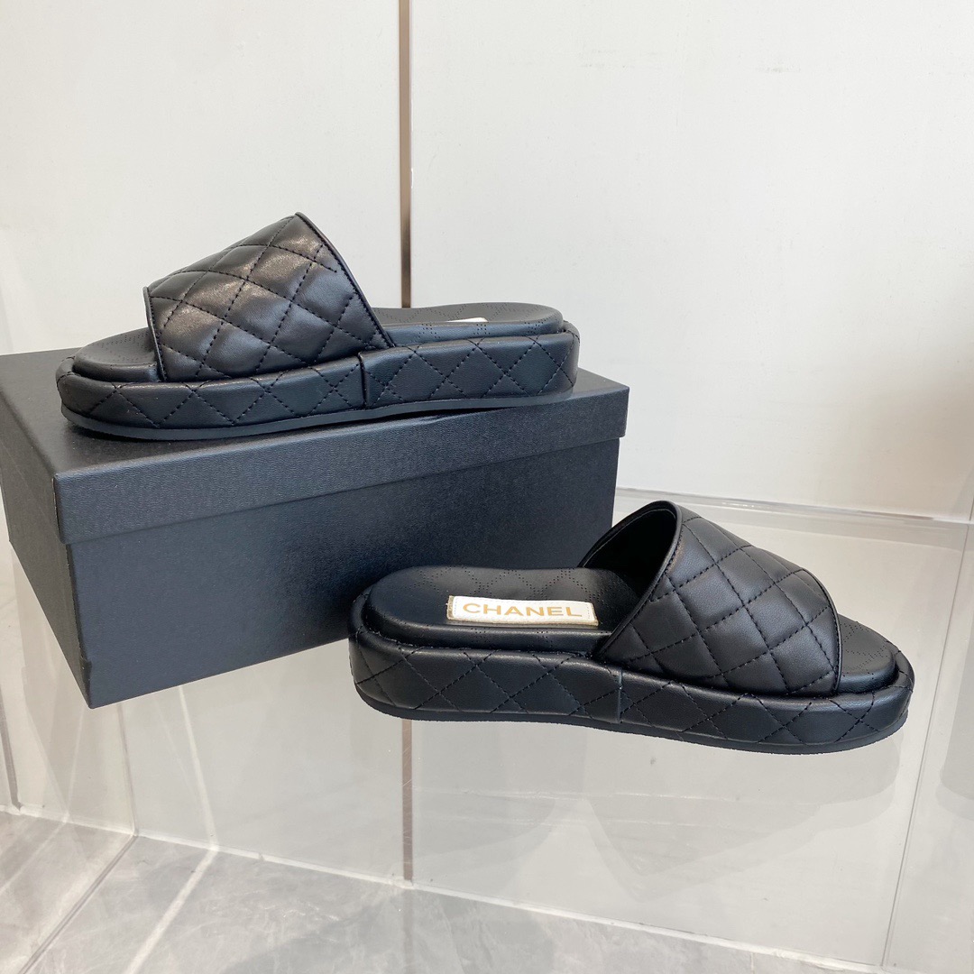 Women Top Quality C*hanel shoes