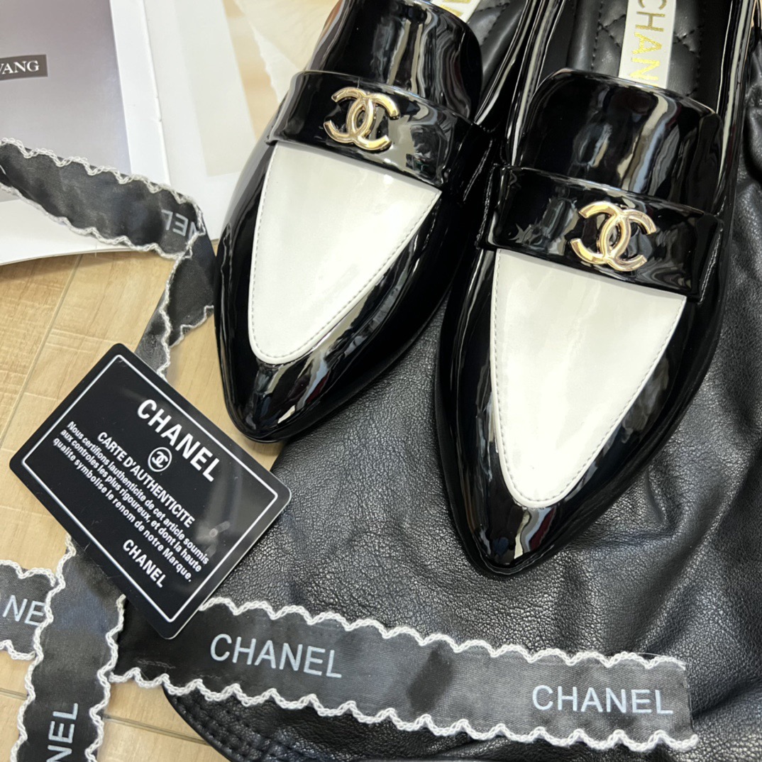 Women Top Quality C*hanel shoes