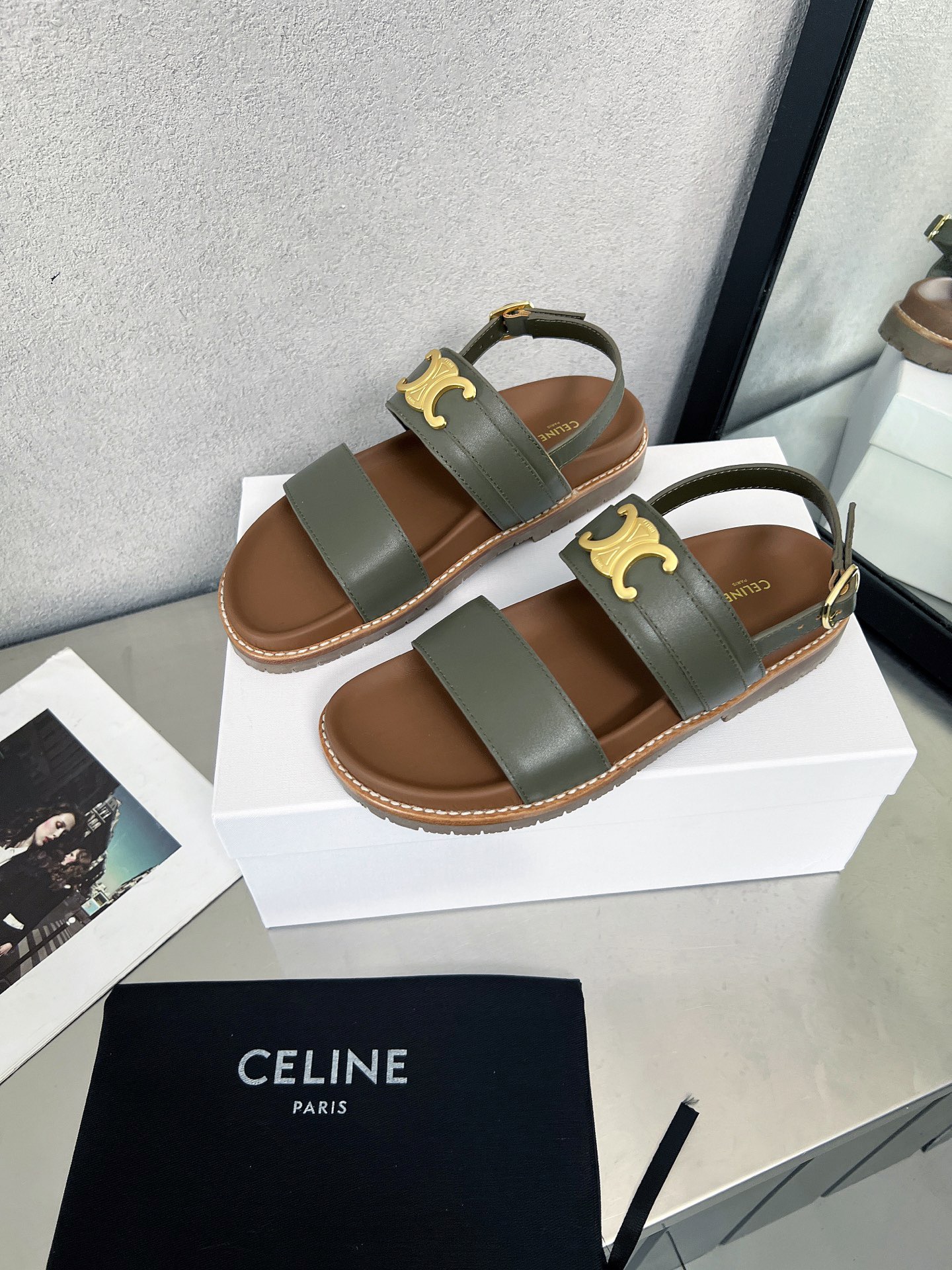 Women Top Quality C*eline shoes