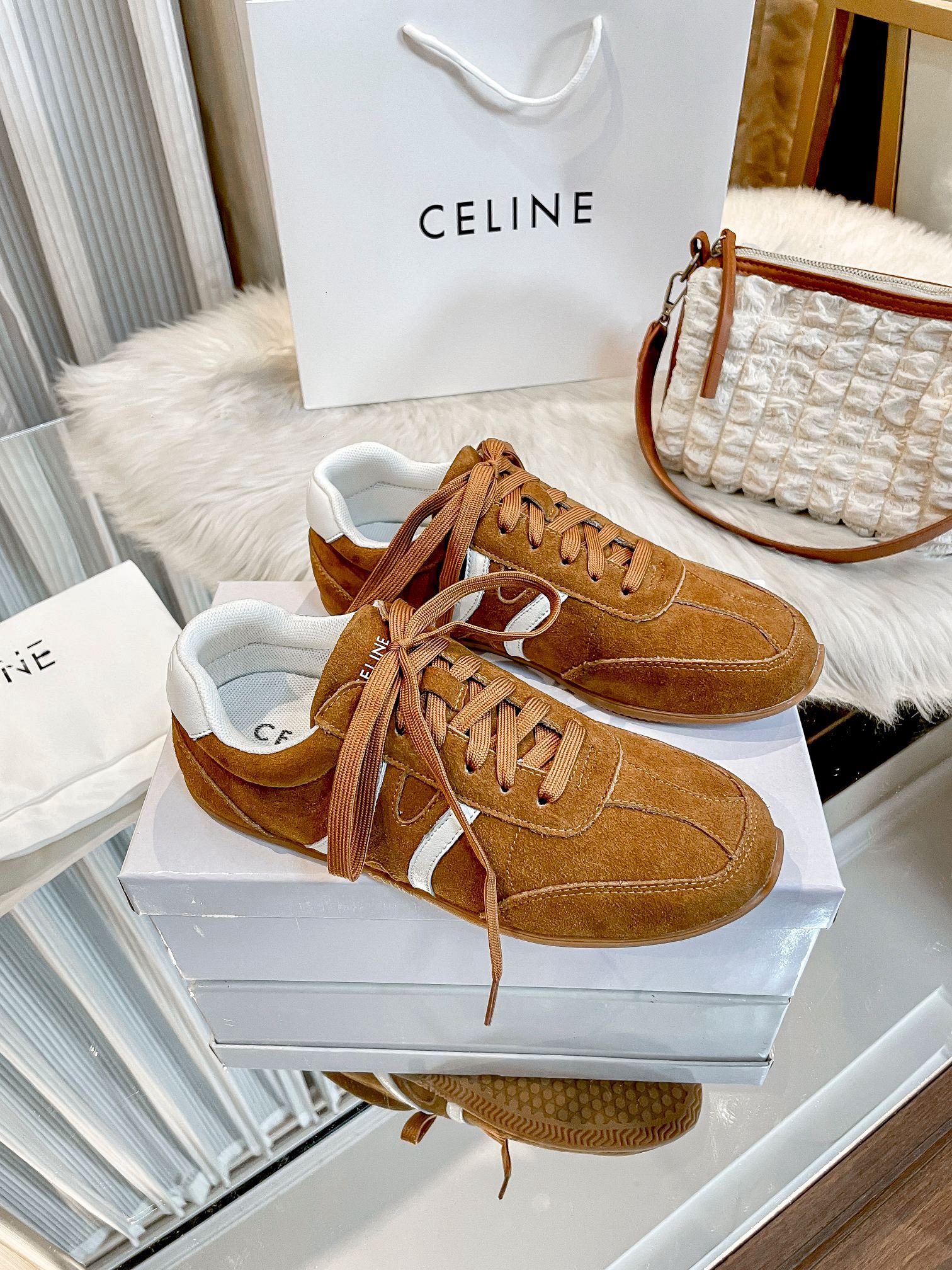 Women Top Quality C*eline shoes
