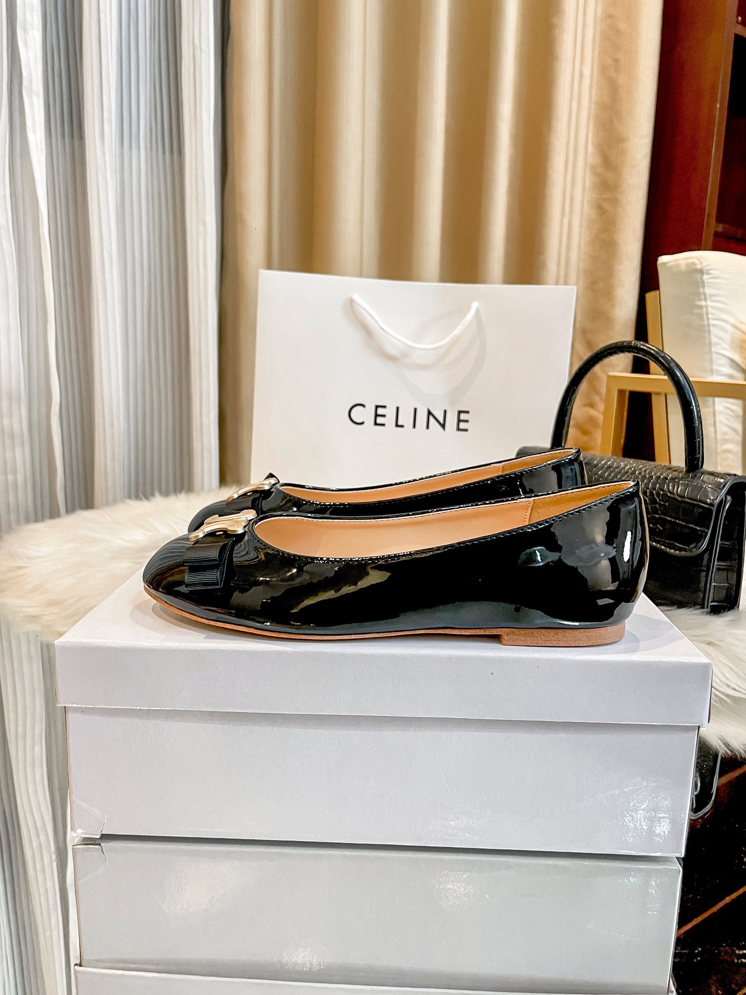 Women Top Quality C*eline shoes