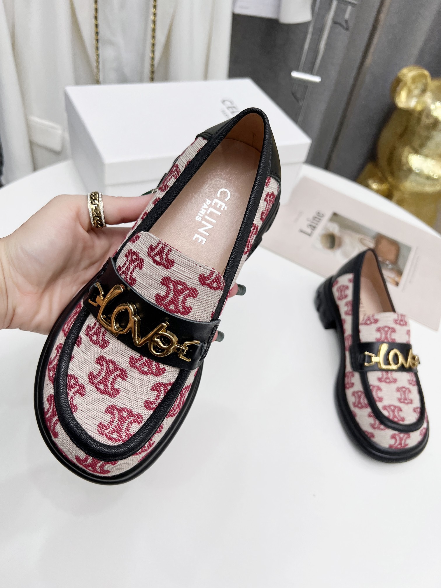 Women Top Quality C*eline shoes