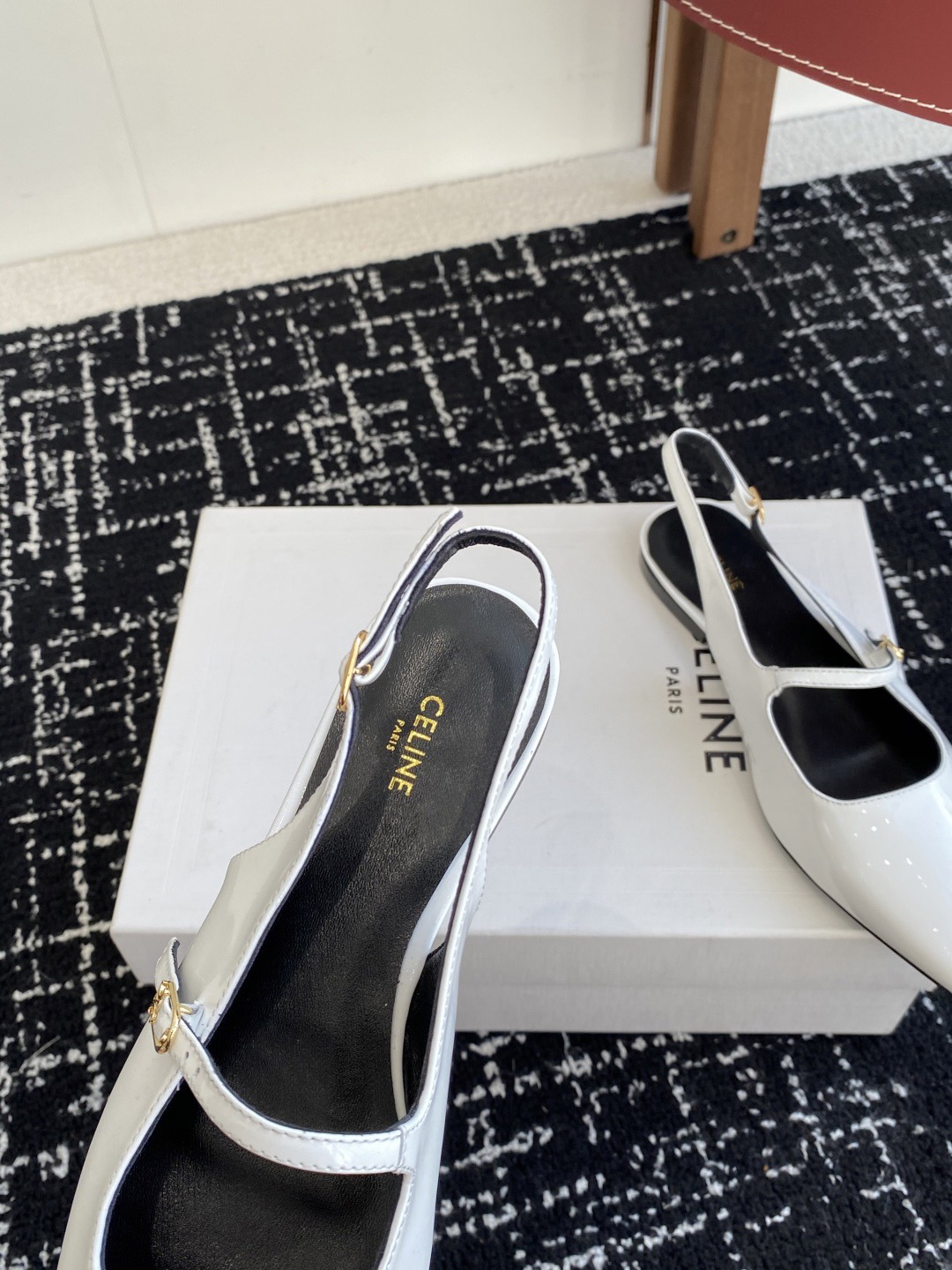 Women Top Quality C*eline shoes