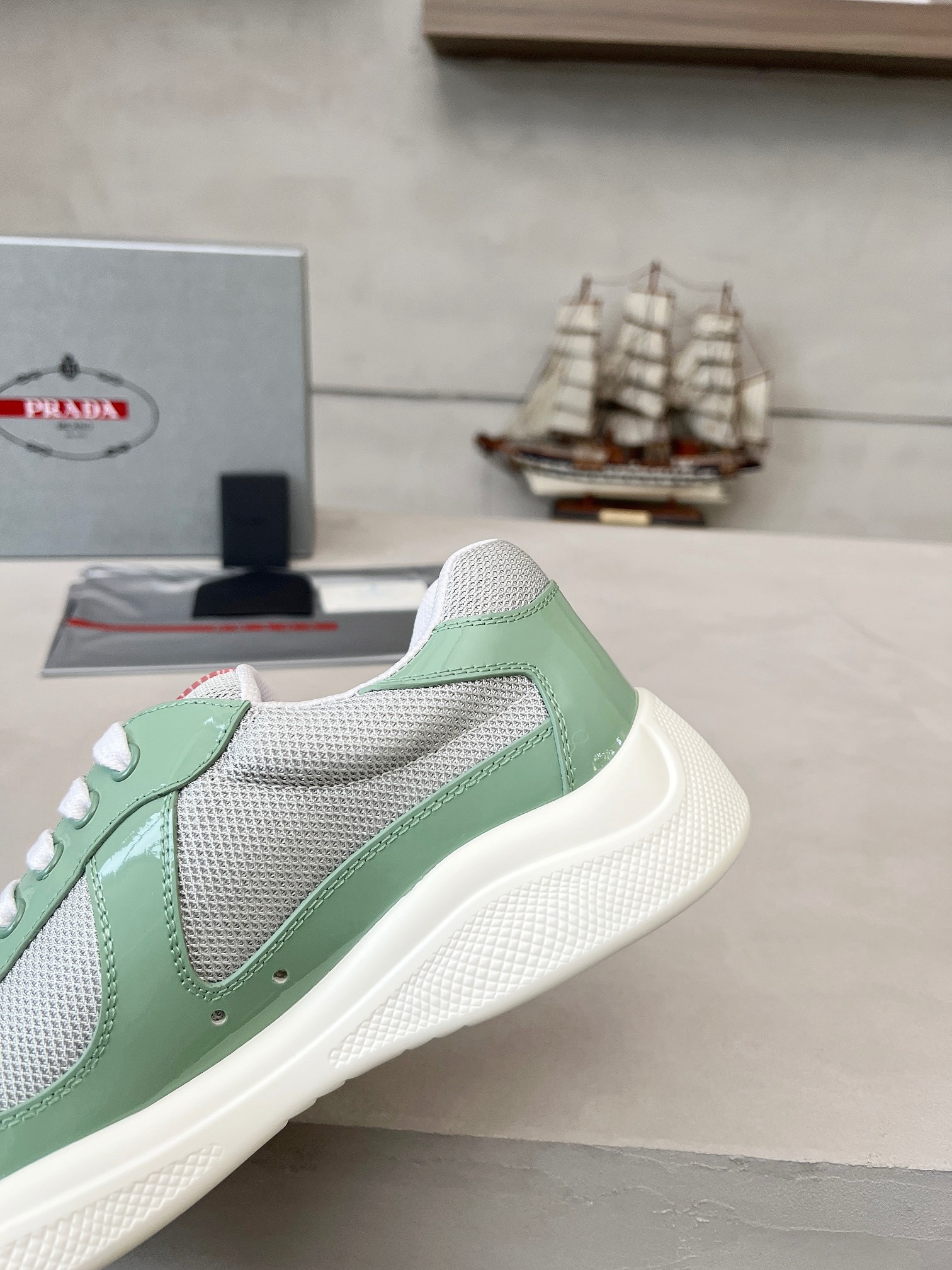 Women Men Top Quality P*rada shoes