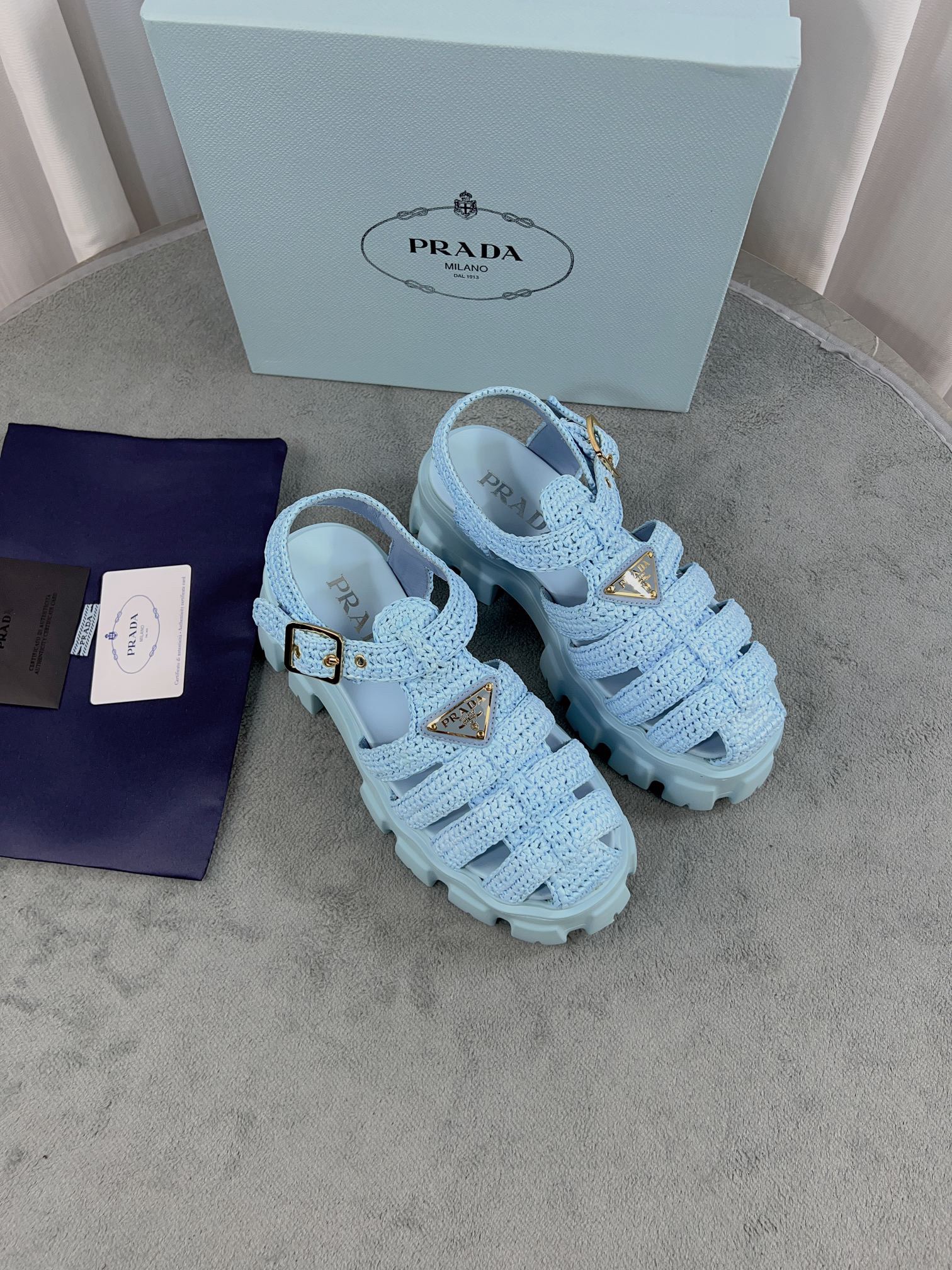 Women Men Top Quality P*rada shoes