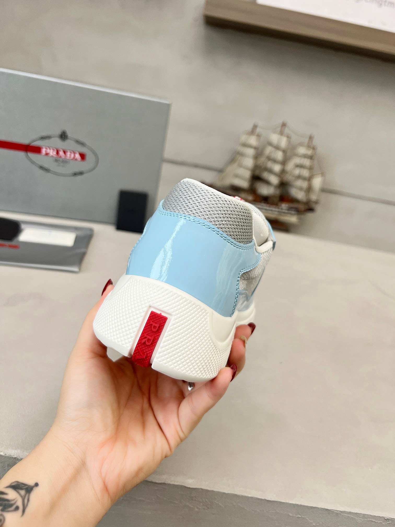 Women Men Top Quality P*rada shoes