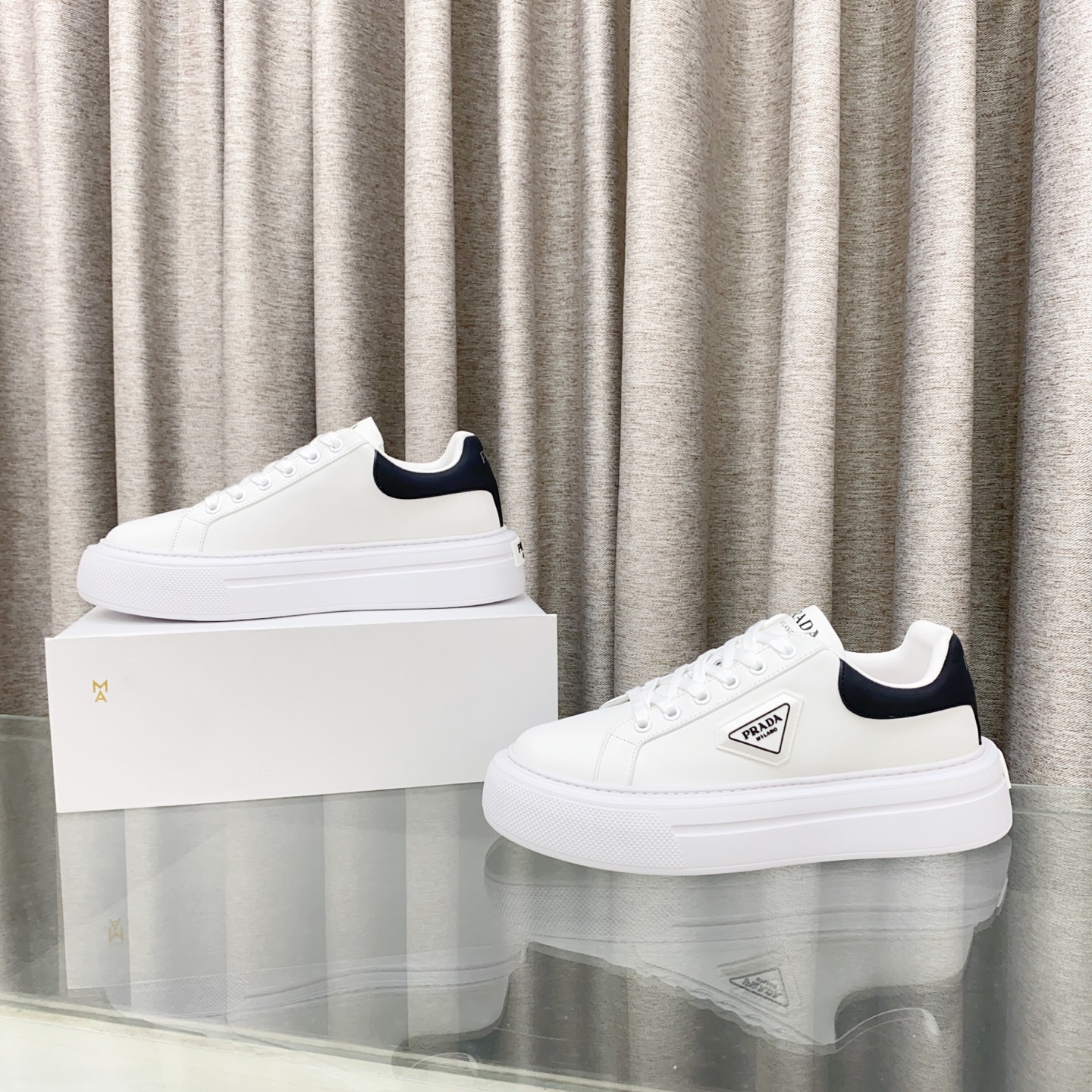 Women Men Top Quality P*rada shoes