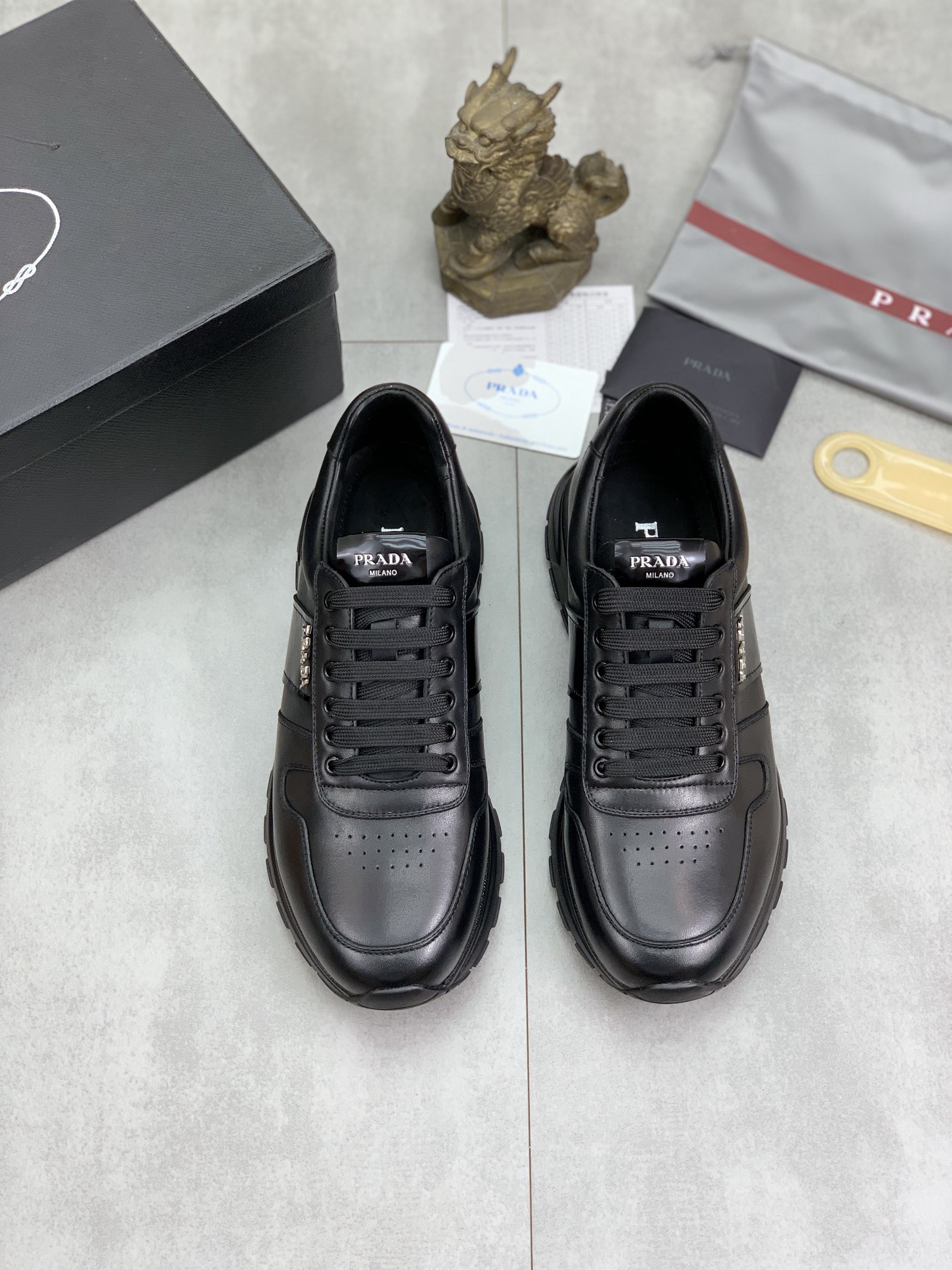 Women Men Top Quality P*rada shoes