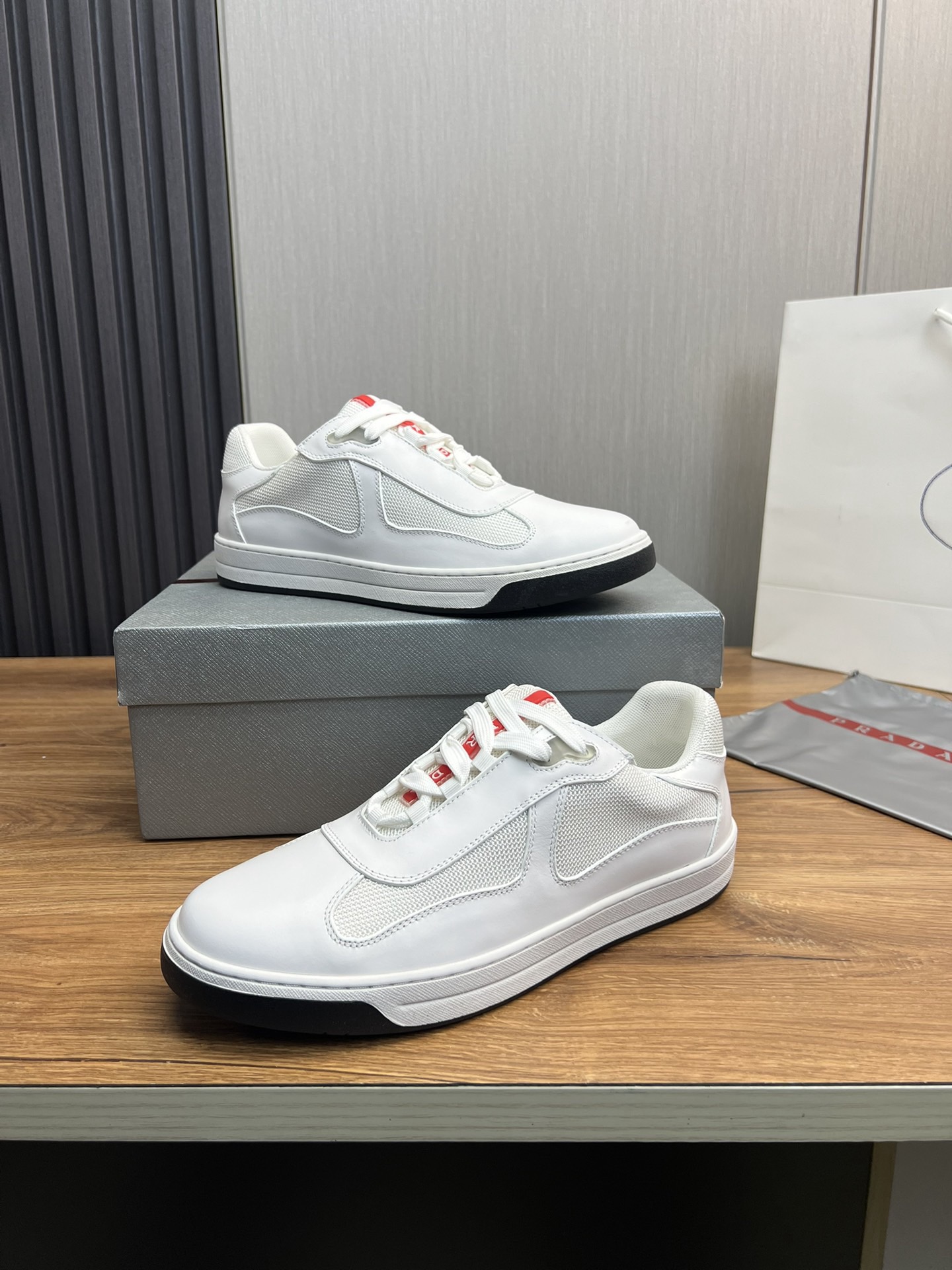 Women Men Top Quality P*rada shoes