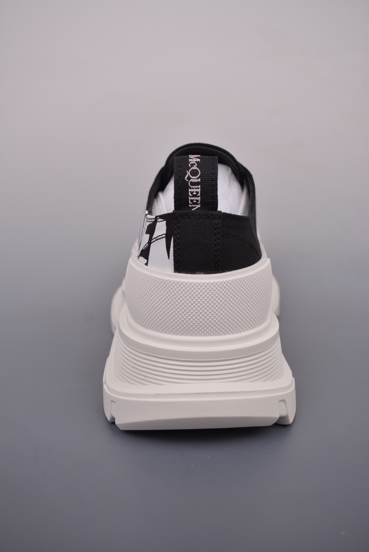 Men Women size 35-45 A*lexander M*cqueen Sneaker Top Quality 1:1