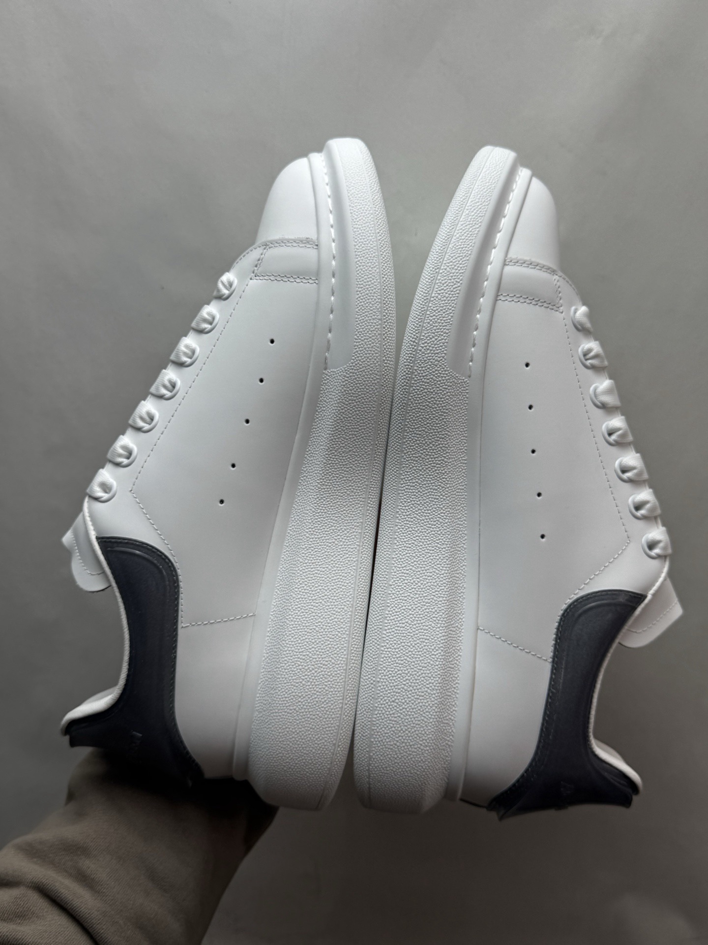 Men Women size 35-45 A*lexander M*cqueen Sneaker Top Quality 1:1