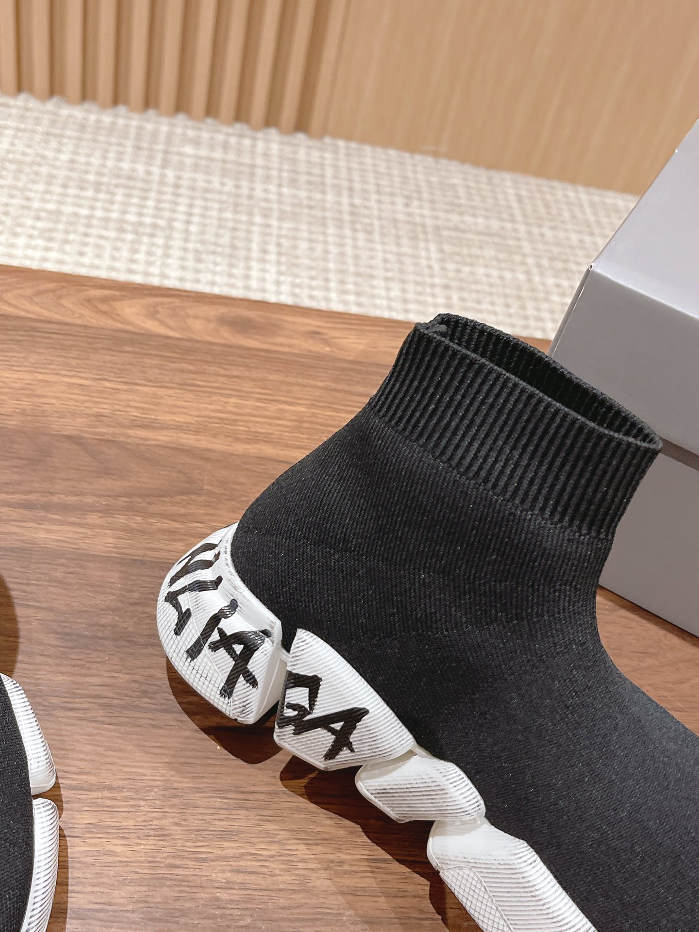 Men Women size 35-45 A*lexander M*cqueen Sneaker Top Quality 1:1