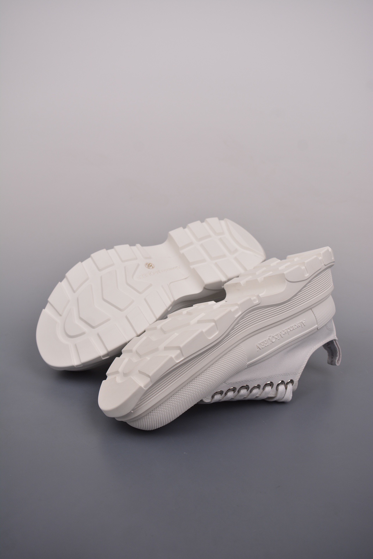 Men Women size 35-45 A*lexander M*cqueen Sneaker Top Quality 1:1