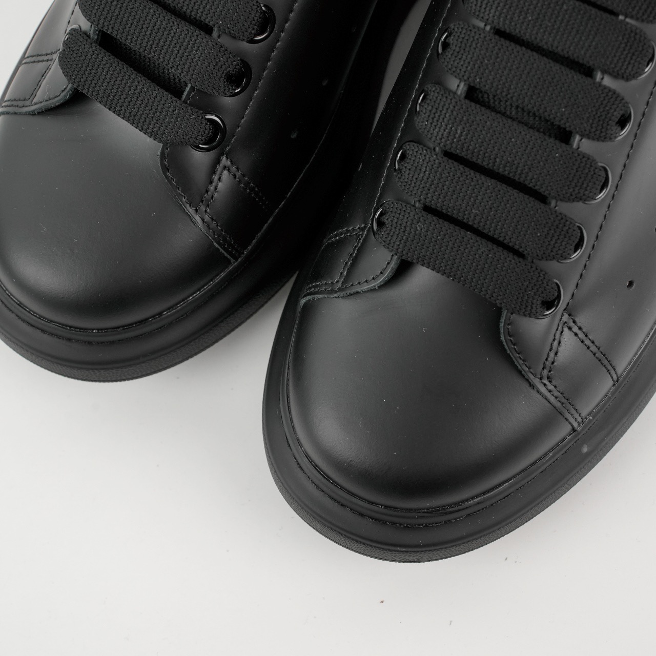 Men Women size 35-45 A*lexander M*cqueen Sneaker Top Quality 1:1