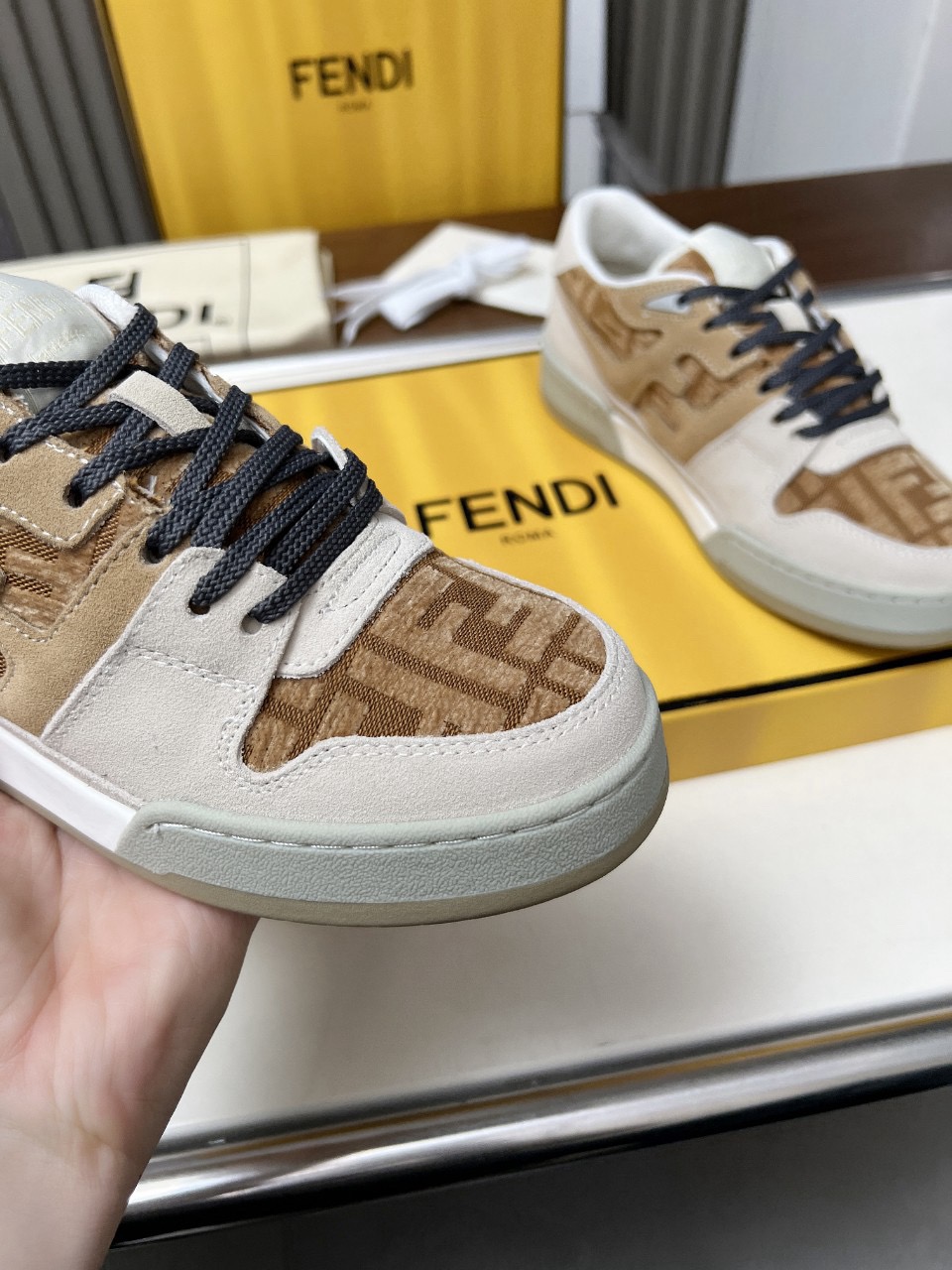 Men Women F*endi Top Sneakers size 35-46