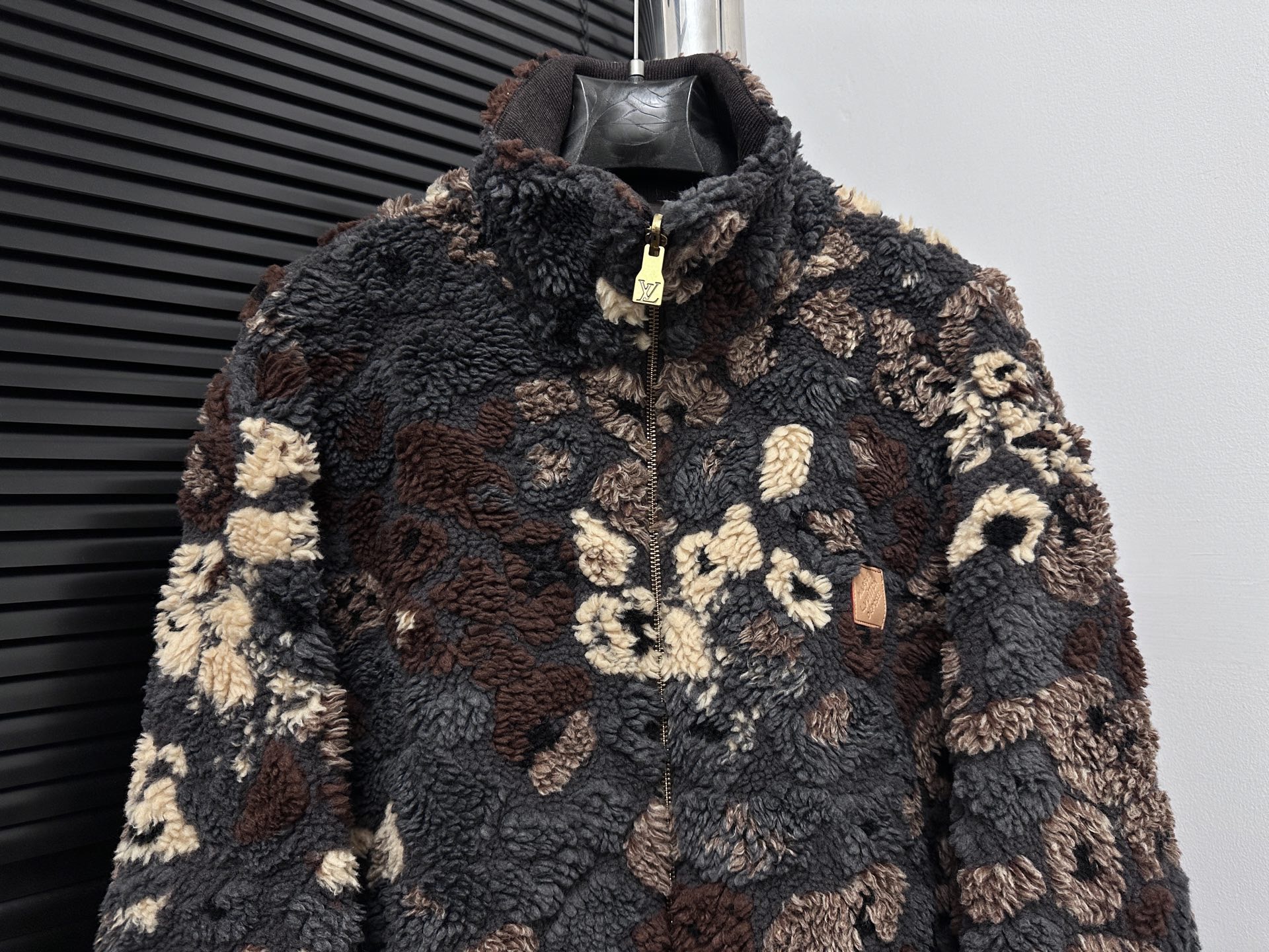 L*V Louis Vuitt*on Top Quality 1:1 Jacket