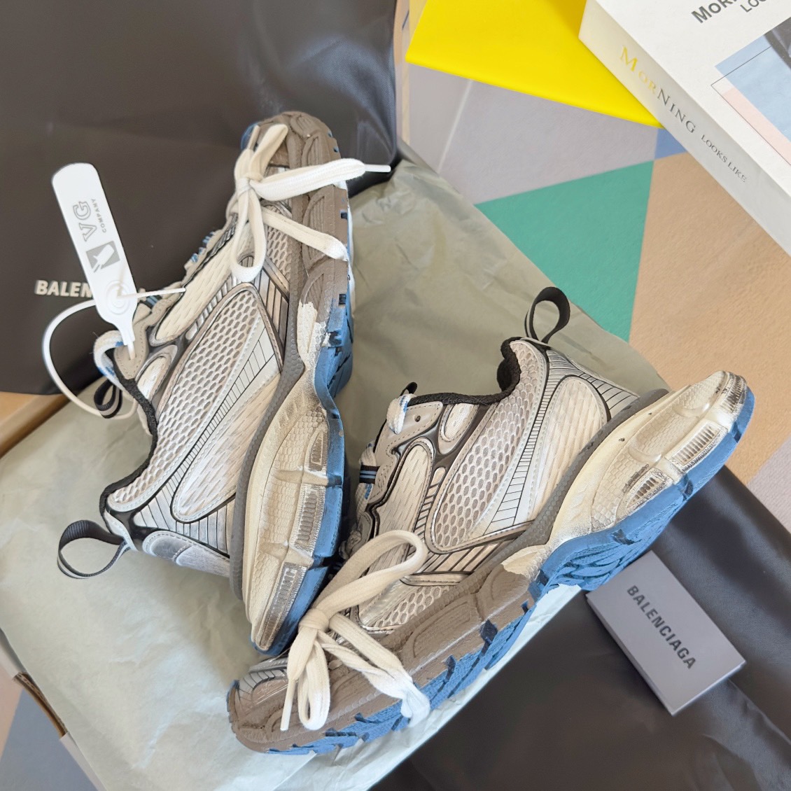 WOMEN SIZE 35-39 Men SIZE 39-45 B*alenciaga Sneaker Top quality 1:1