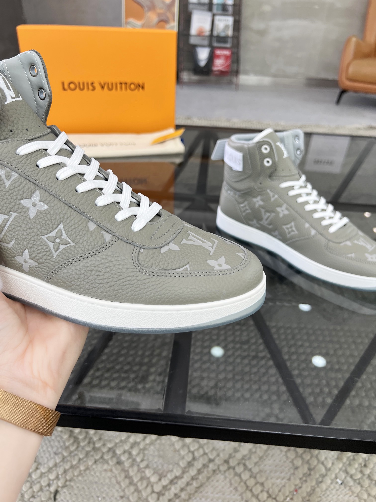 Men L*ouis V*uitton Top Sneaker L*V Shoes