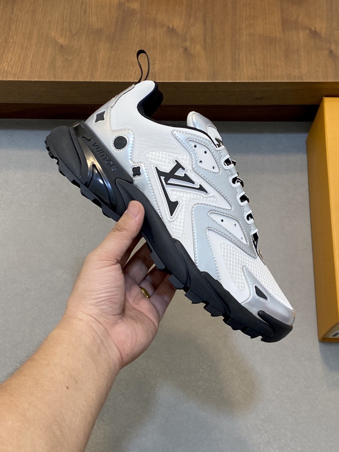 Men L*ouis V*uitton Top Sneaker L*V Shoes