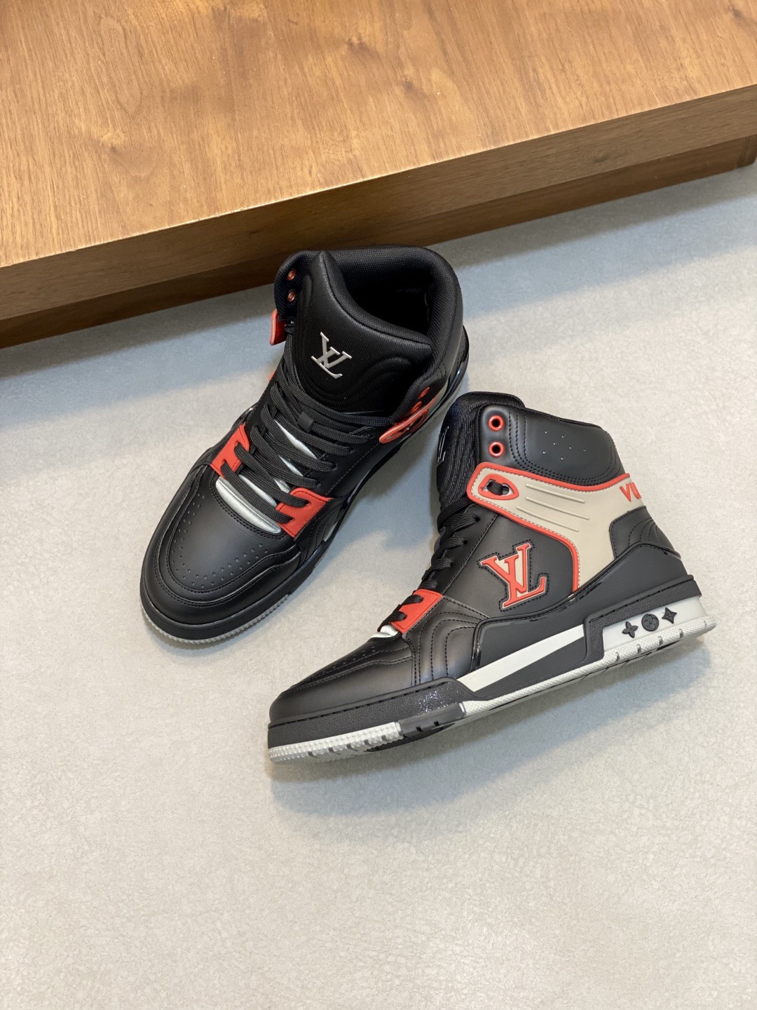 Men L*ouis V*uitton Top Sneaker L*V Shoes